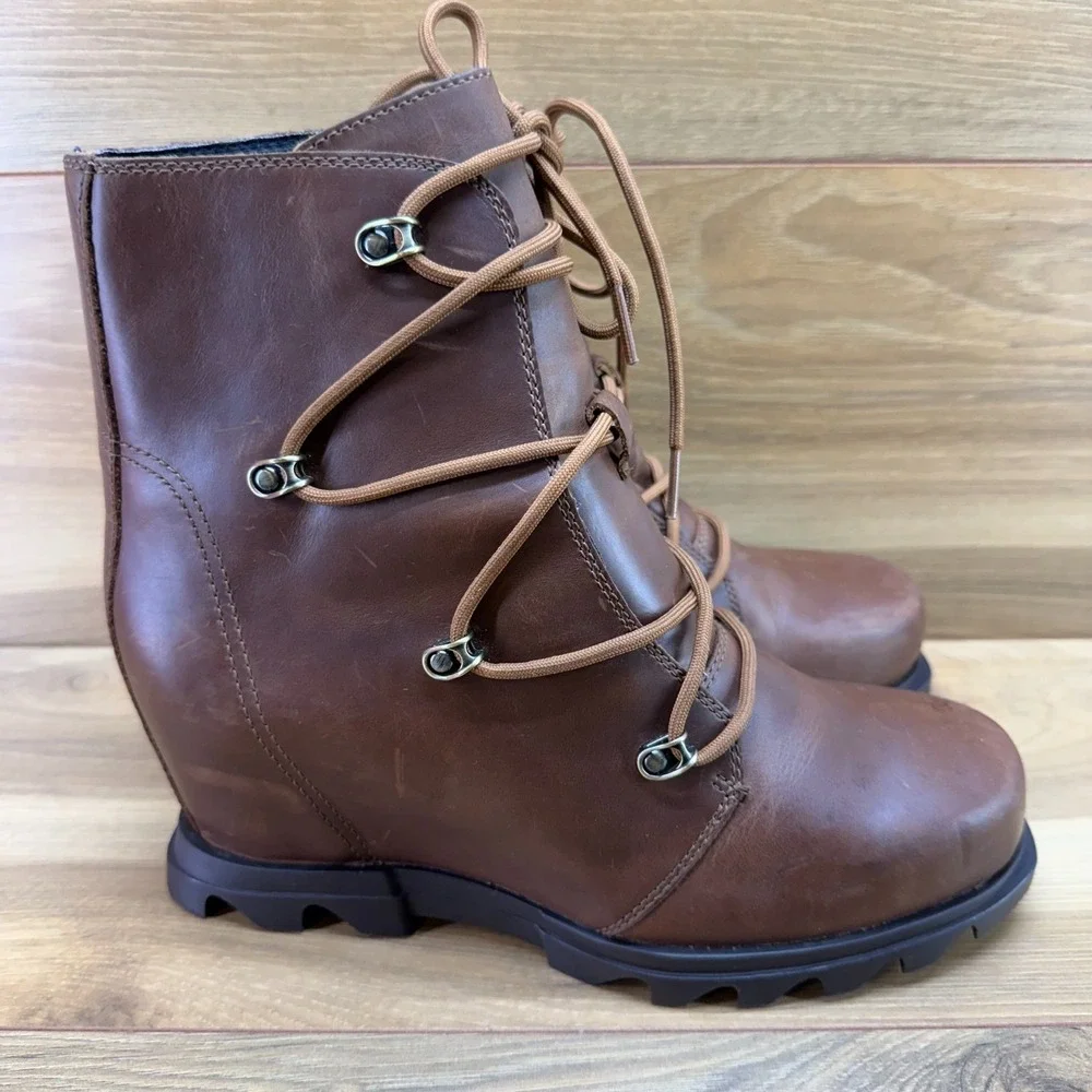 Sorel Joan Of Arctic Wedge III Brown Leather 10 Hiker Modern Nordic Trail WP